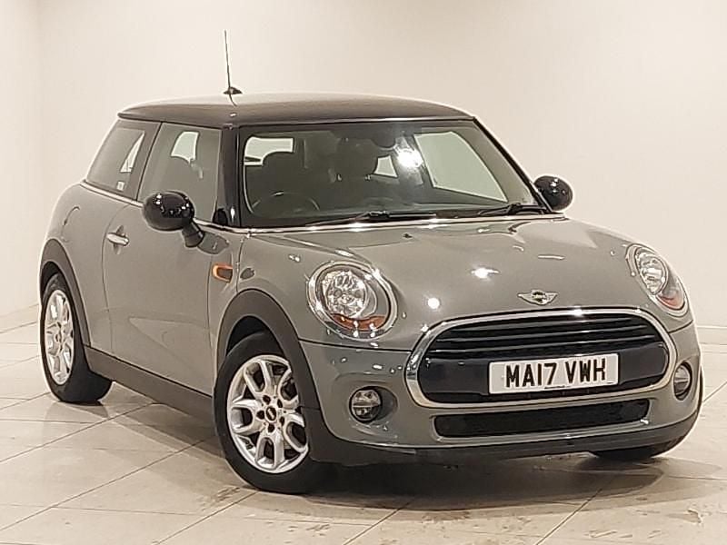 Grey Used 2017 Mini Cooper Hatchback | £6,998 (A bit pricey) - Image 1/4