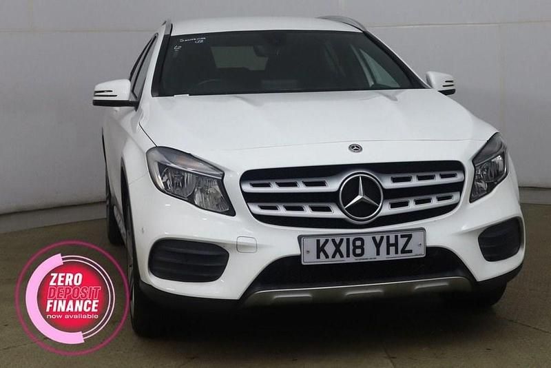 White Used 2018 Mercedes GLA200 Executive SUV | £14,199 (Fair price) - Image 1/3