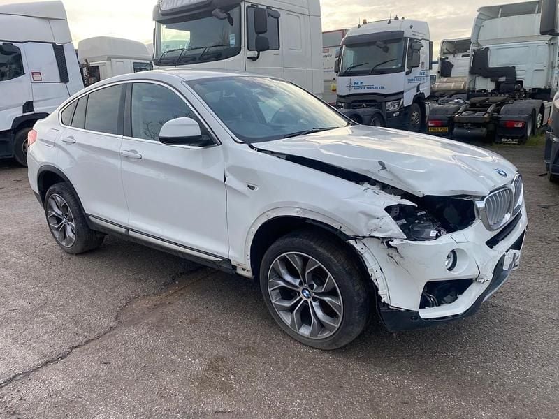 White Used 2017 BMW X4 xLine SUV | £6,495 - Image 1/4