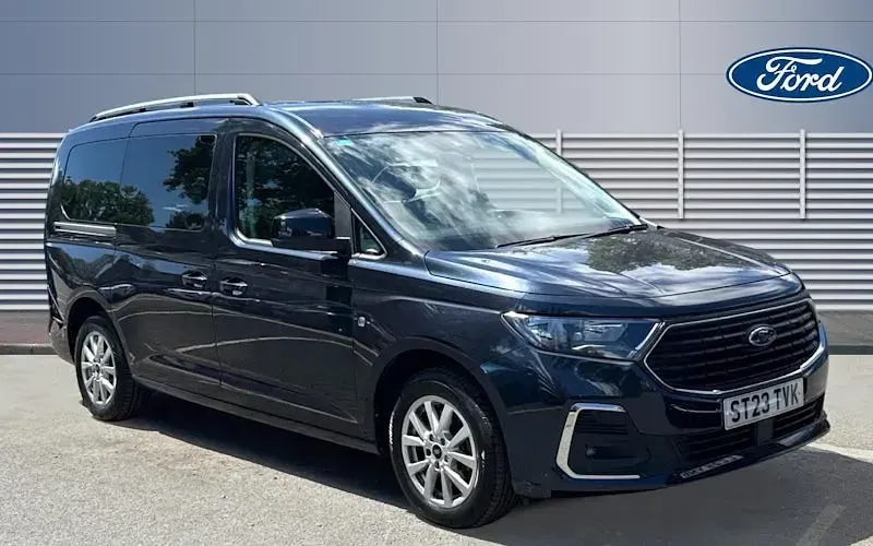 Used Ford Tourneo Titanium 122 HP (89 kW) 2024 Estate