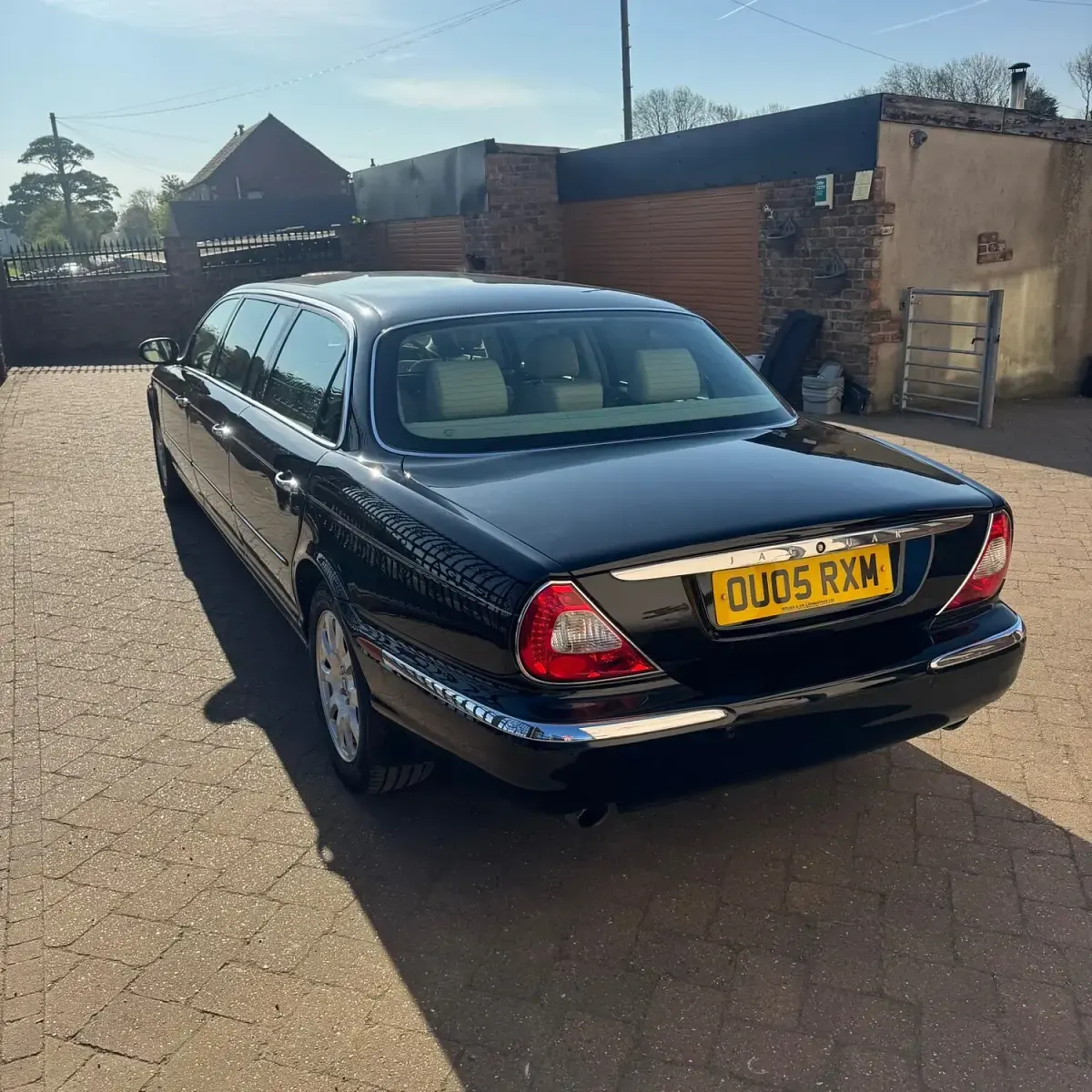 Used Jaguar XJ6 SE 2005 Black Sedan