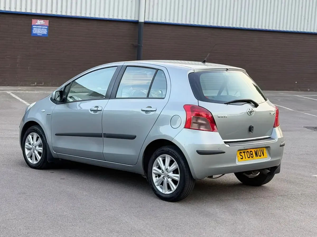 Used Toyota Yaris 2008 Silver Hatchback