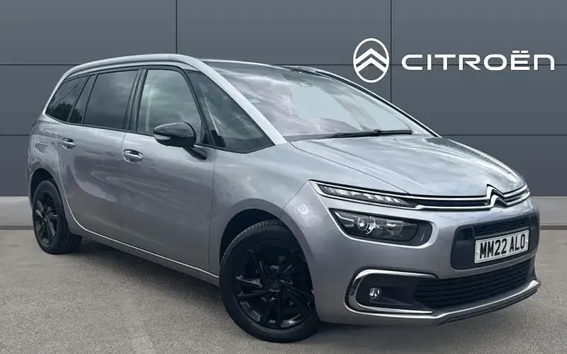 Used Citroën C4 SpaceTourer Shine 131 HP (96 kW) 2022 MPV