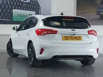 Usado Ford Focus Vignale 125 HP (91 kW) 2020 Branco Citadino
