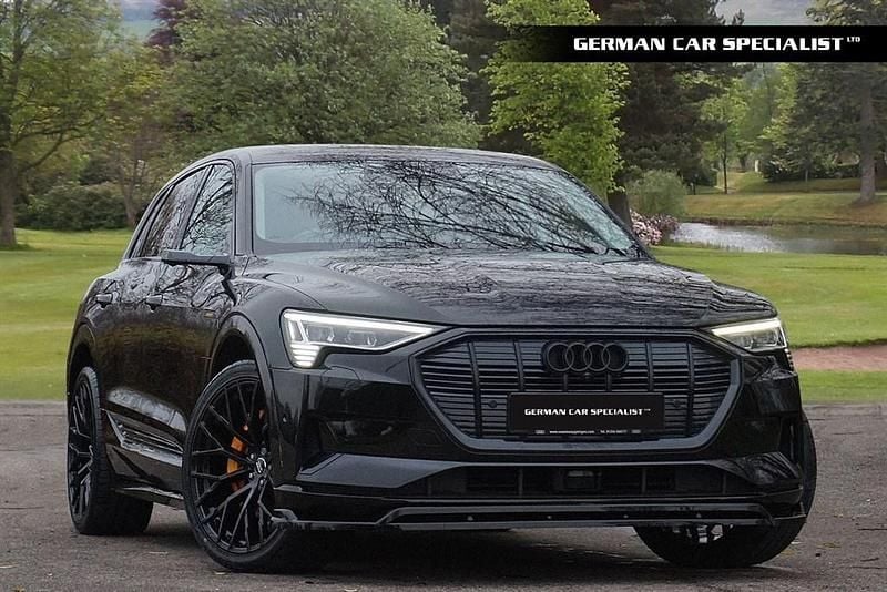 Black Used 2019 Audi e-tron SUV | £24,990 (Expensive) - Image 1/4