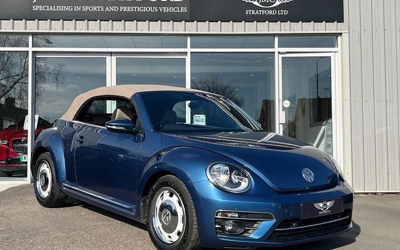 Begagnad VW Beetle Cabriolet Design 105 HK (77 kW) 2016 Cab