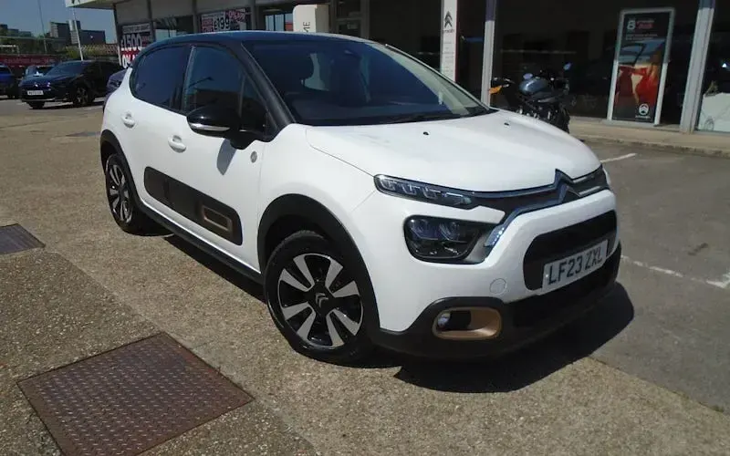 Used Citroën C3 PureTech 83 HP (61 kW) 2023 Hatchback