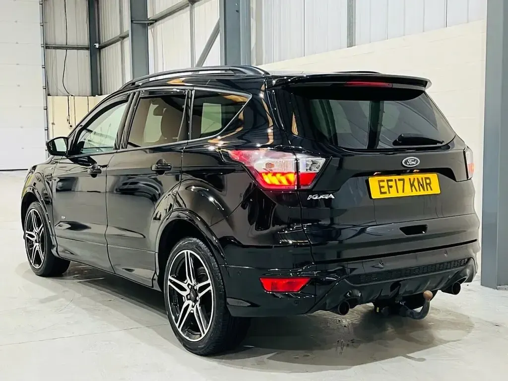 Used Ford Kuga ST-Line 180 HP (132 kW) 2017 Black SUV