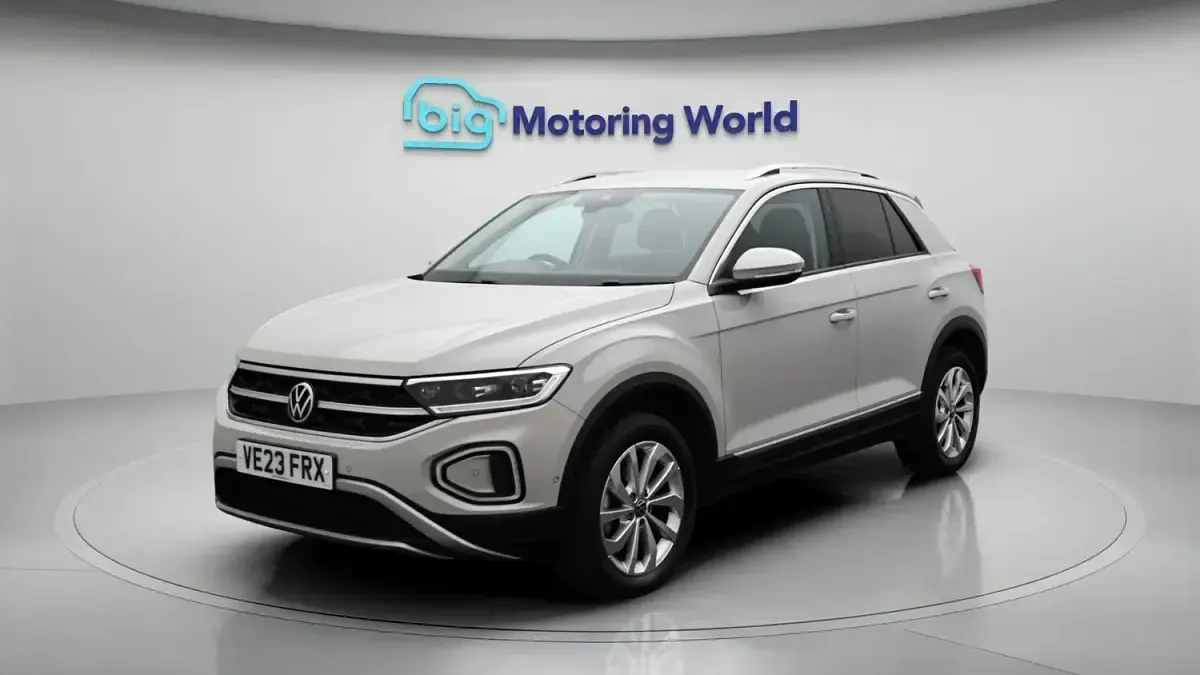 Used VW T-Roc Style 150 HP (110 kW) 2023 Grey SUV