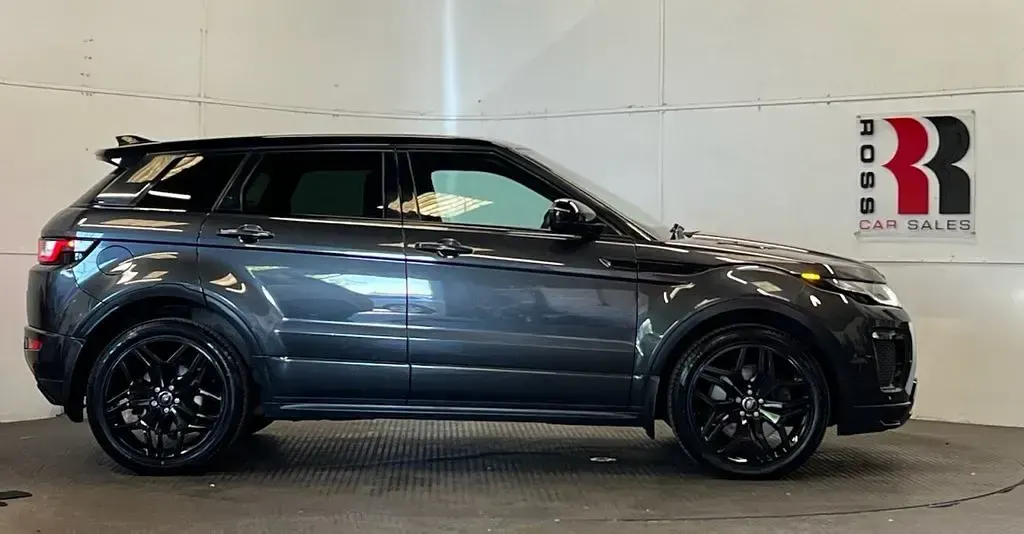 Used Land Rover Range Rover evoque HSE Dynamic 240 HP (176 kW) 2017 Grey Estate