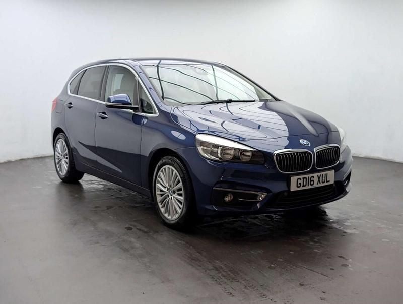Used BMW 220 Luxury Line 190 HP (139 kW) 2016 Blue Hatchback