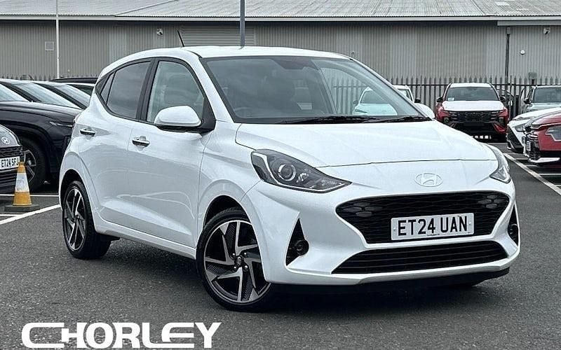 Used 2025 Hyundai i10 Premium Hatchback | £15,412 (Fair price) - Image 1/4