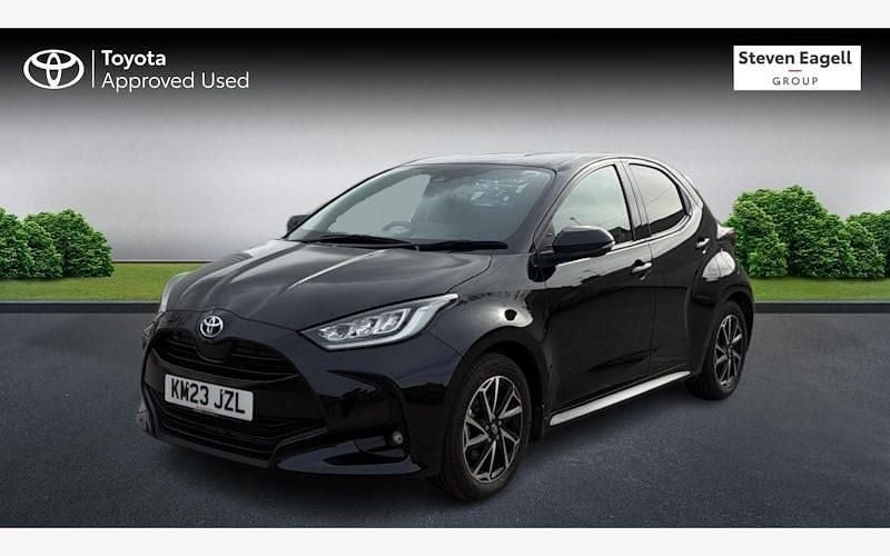 Used Toyota Yaris Hybrid Design 116 HP (85 kW) 2026 Hatchback