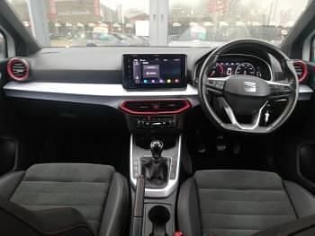 Used Seat Arona FR Sport 110 HP (80 kW) 2023 White SUV