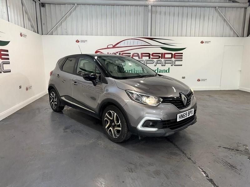 Grey Used 2019 Renault Captur Iconic SUV | £8,999 (Fair price) - Image 1/4