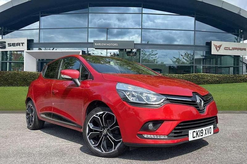 Red Used 2019 Renault Clio IV Iconic Hatchback | £7,795 (Fair price) - Image 1/4