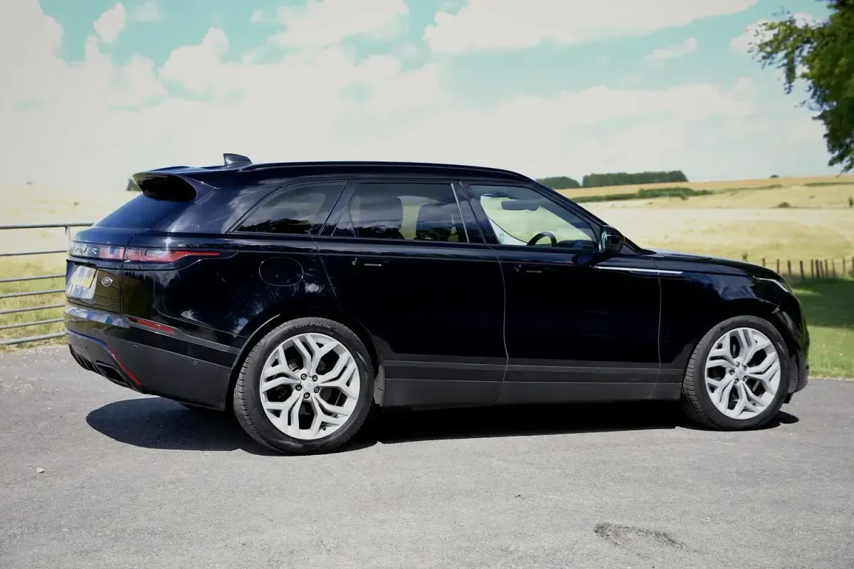 Used Land Rover Range Rover Velar HSE 2017 Black SUV