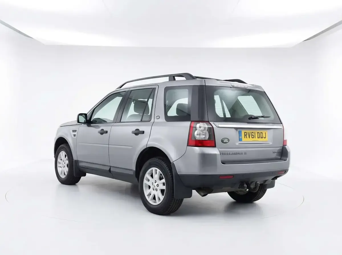 Used Land Rover Freelander 2 150 HP (110 kW) 2011 Grey SUV