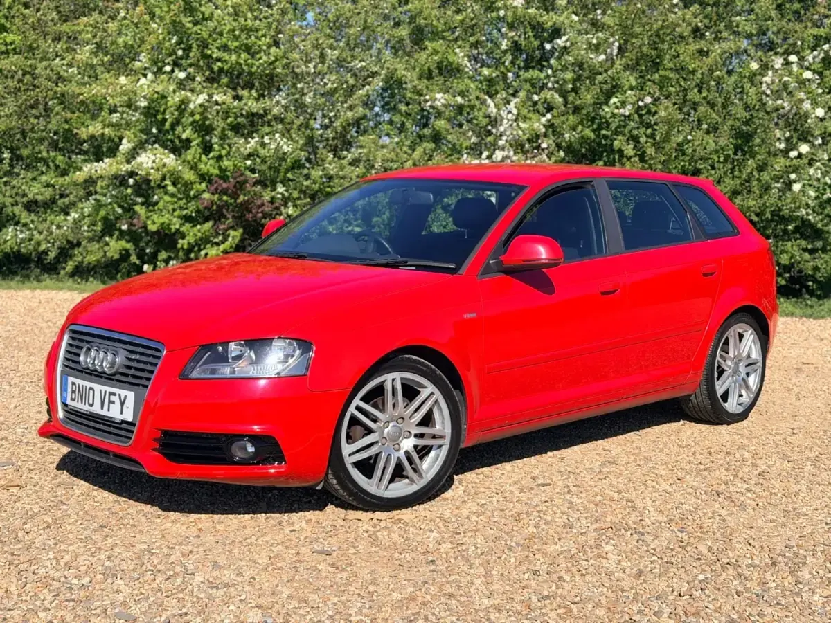 Używany Audi A3 S-Line 101 KM (74 kW) 2010 Czerwony Hatchback