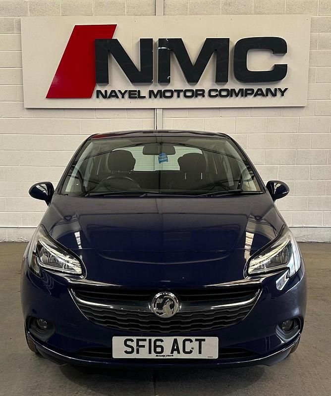 Used Vauxhall Corsa Design Edition 75 HP (55 kW) 2016 Blue Hatchback