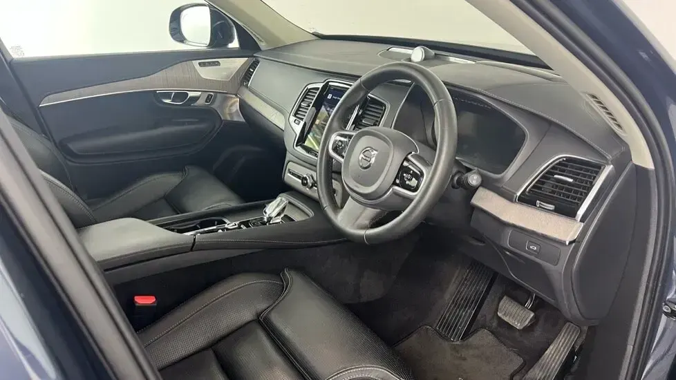 Used Volvo XC90 Ultimate 2022 Blue SUV