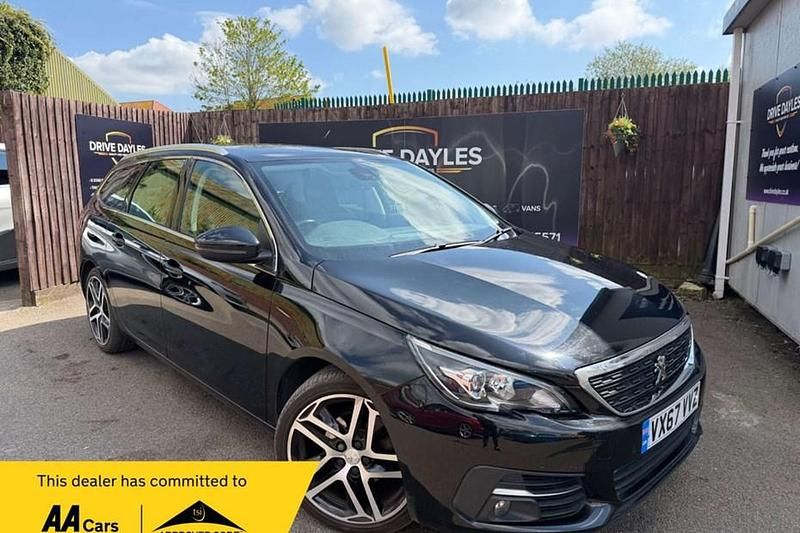 Used Peugeot 308 SW Allure 130 HP (95 kW) 2017 Estate