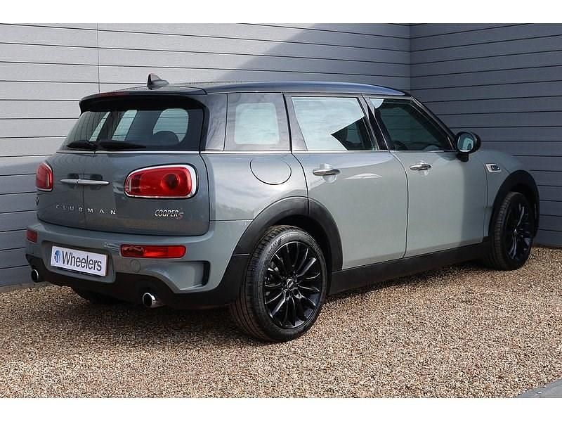 Used Mini Cooper S Clubman 189 HP (139 kW) 2017 Moonwalk grey Estate