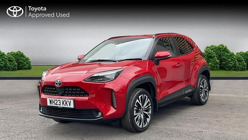 Used Toyota Yaris Hybrid 116 HP (85 kW) 2023 Scarlet flare