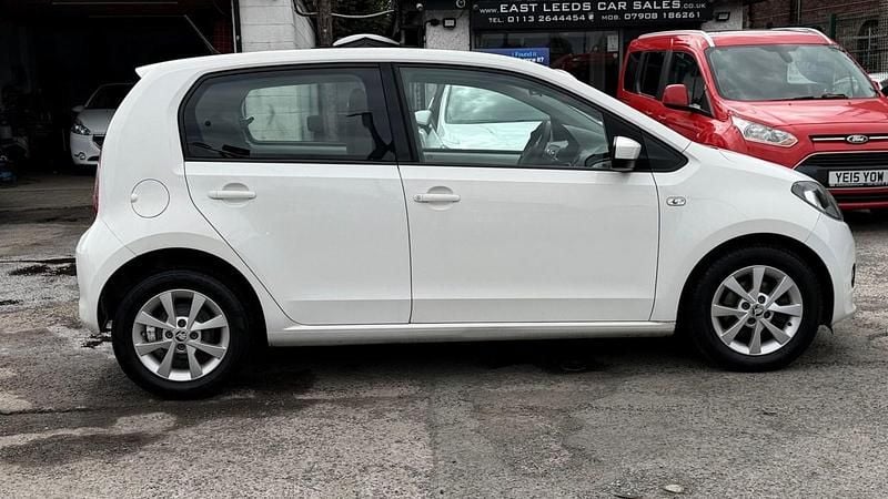 Usado Skoda Citigo Elegance 75 CV (55 kW) 2013 Blanco Utilitario