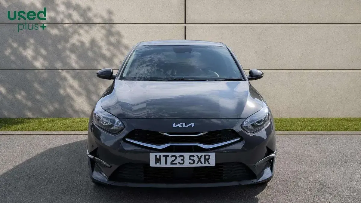 Used Kia Ceed 158 HP (116 kW) 2023 Grey Hatchback