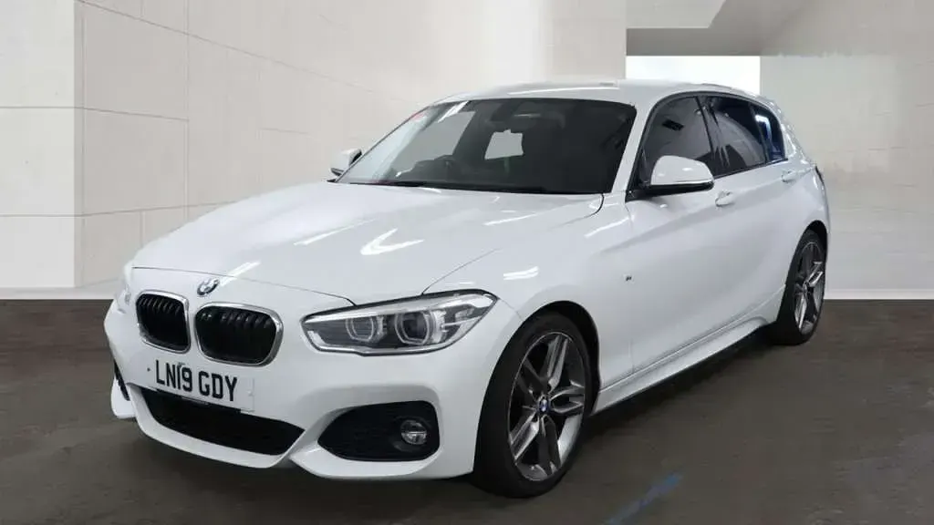 Used BMW 118 M Sport 2019 White Hatchback