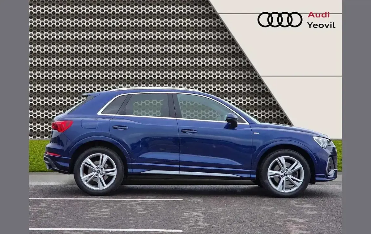 Used Audi Q3 S-Line 196 HP (144 kW) 2022 Blue SUV
