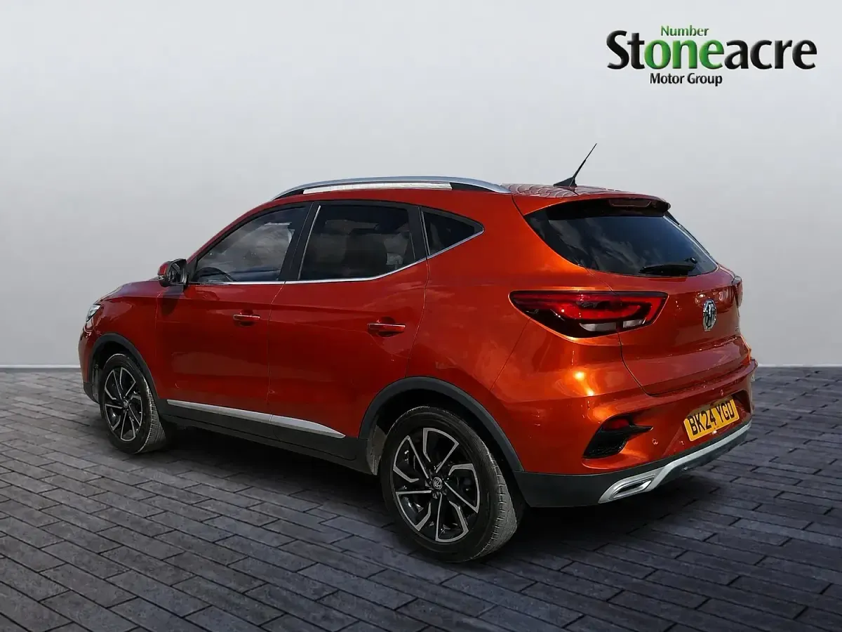 Used MG ZS Exclusive 106 HP (77 kW) 2024 Orange SUV
