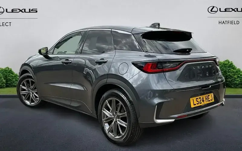 Used Lexus LBX 136 HP (100 kW) 2026 SUV