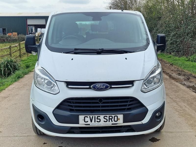 Used Ford Tourneo Zetec 125 HP (91 kW) 2015 White MPV