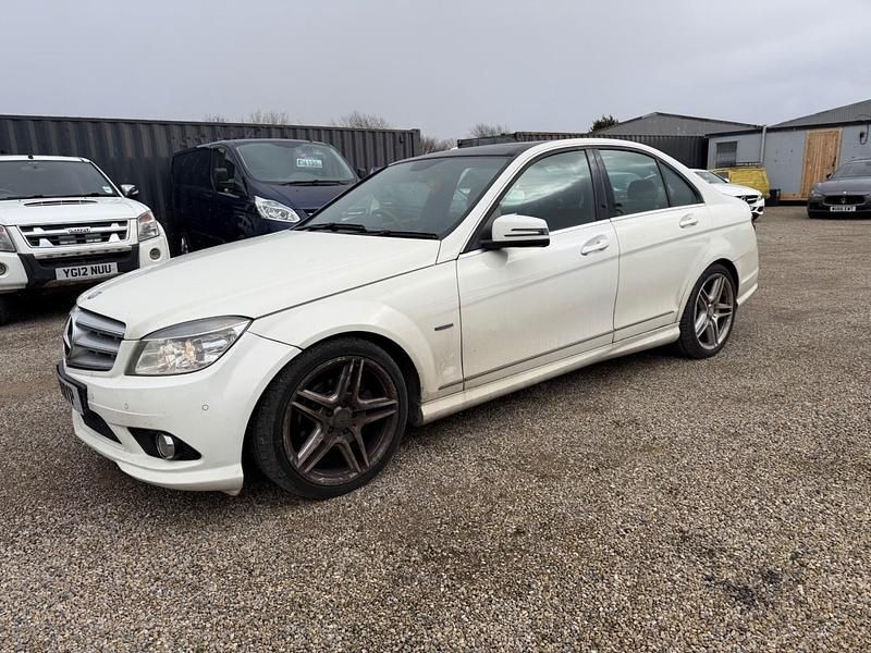 Used Mercedes C250 2011 White Sedan