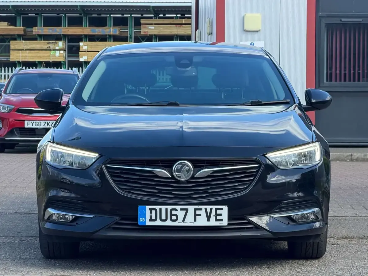 Used Vauxhall Insignia SRi 2017 Black Hatchback