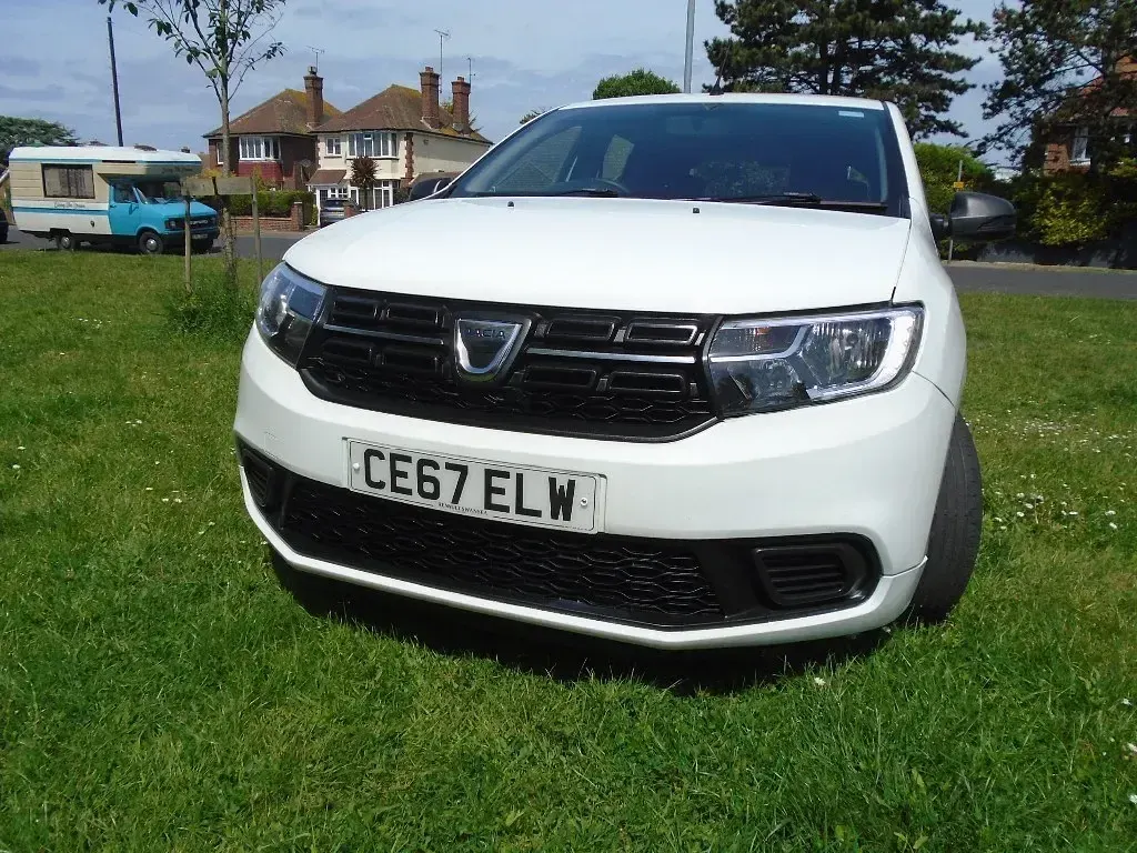 Used Dacia Sandero Ambiance 2017 White Hatchback