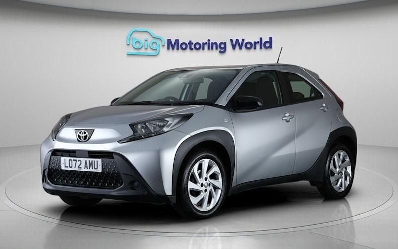 Used Toyota Aygo X PURE 72 HP (52 kW) 2025 SUV