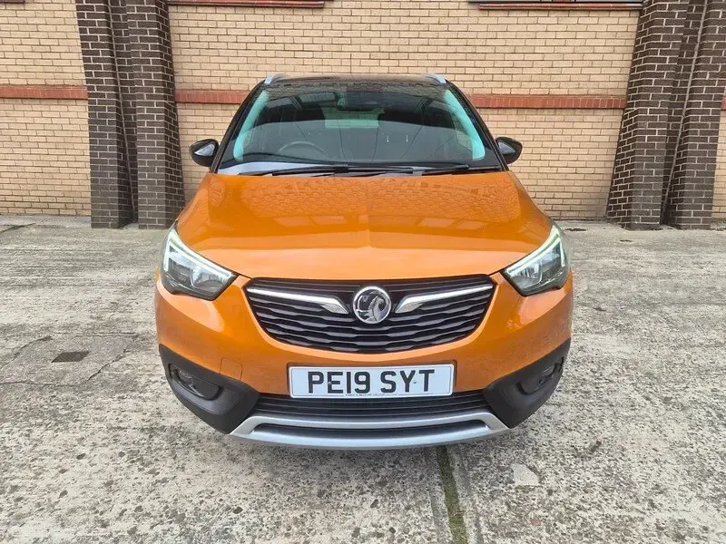 Used Vauxhall Crossland X Elite 81 HP (59 kW) 2019 Orange SUV