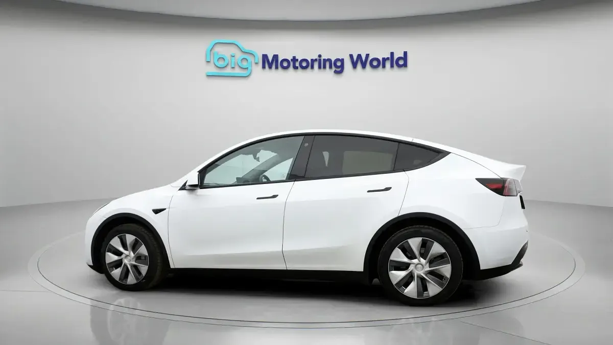 Used Tesla Model Y RWD 254 kW (346 HP) 2023 White SUV
