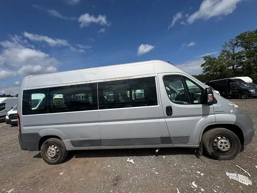 Used Peugeot Boxer 120 HP (88 kW) 2009 Silver Van