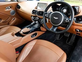 Used Aston Martin V8 Vantage 510 HP (375 kW) 2018 Silver Coupe