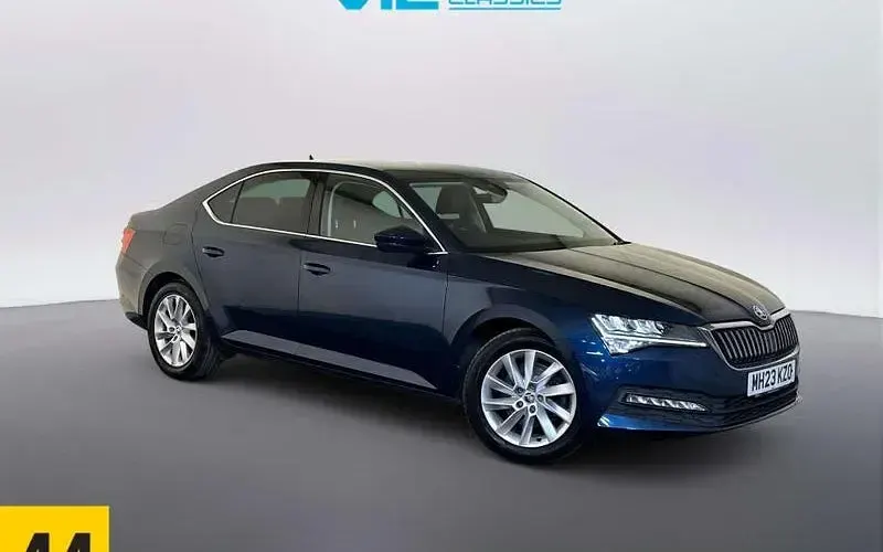 Used Skoda Superb SE Technology 150 HP (110 kW) 2023 Hatchback