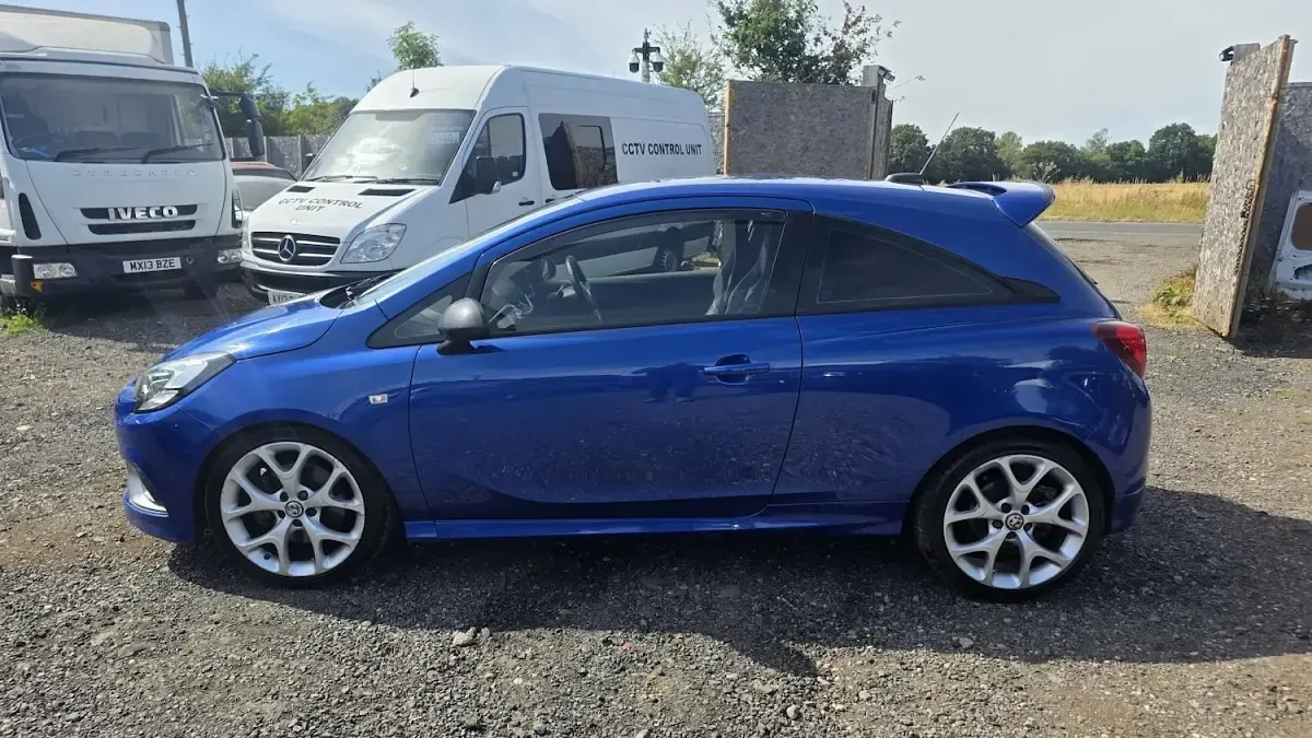 Used Vauxhall Corsa 205 HP (150 kW) 2017 Blue Hatchback