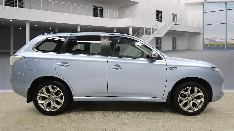 Used Mitsubishi Outlander P-HEV 2014 Blue