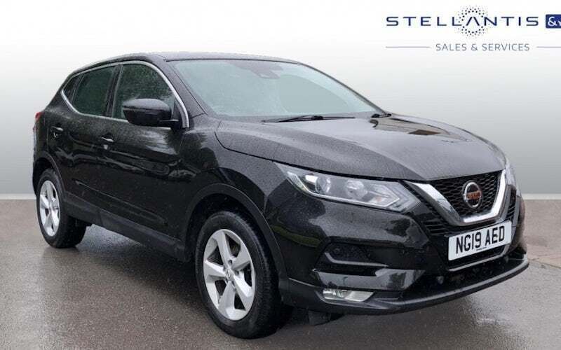 Used 2018 Nissan Qashqai Acenta Premium SUV | £9,980 (Good price) - Image 1/4