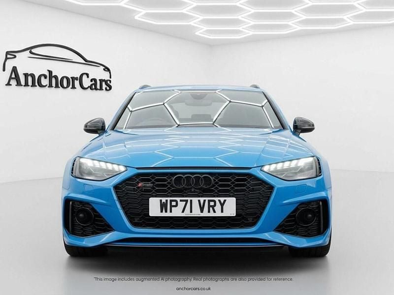 Used Audi RS4 Comfort 450 HP (330 kW) 2022 Blue Estate