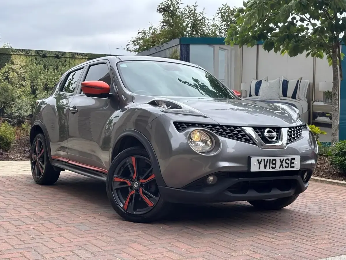 Usado Nissan Juke Tekna 2019 Cinzento SUV