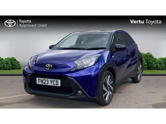 Used Toyota Aygo X 72 HP (52 kW) 2023 Blue SUV